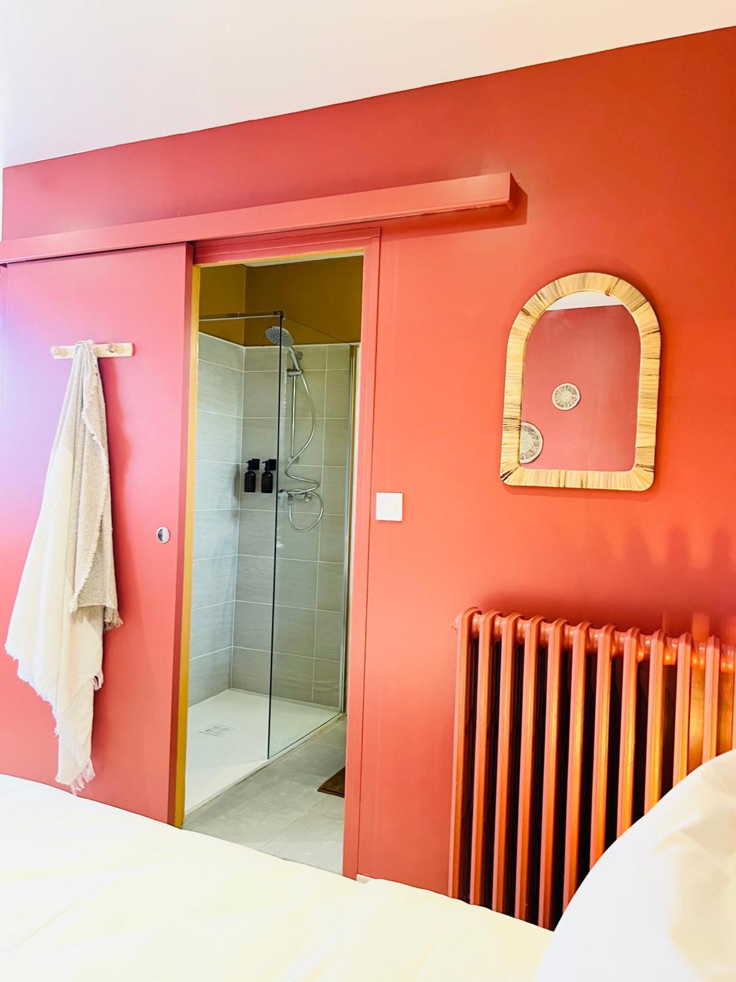 Motel Les Broussailles Mesves-sur-Loire Екстериор снимка