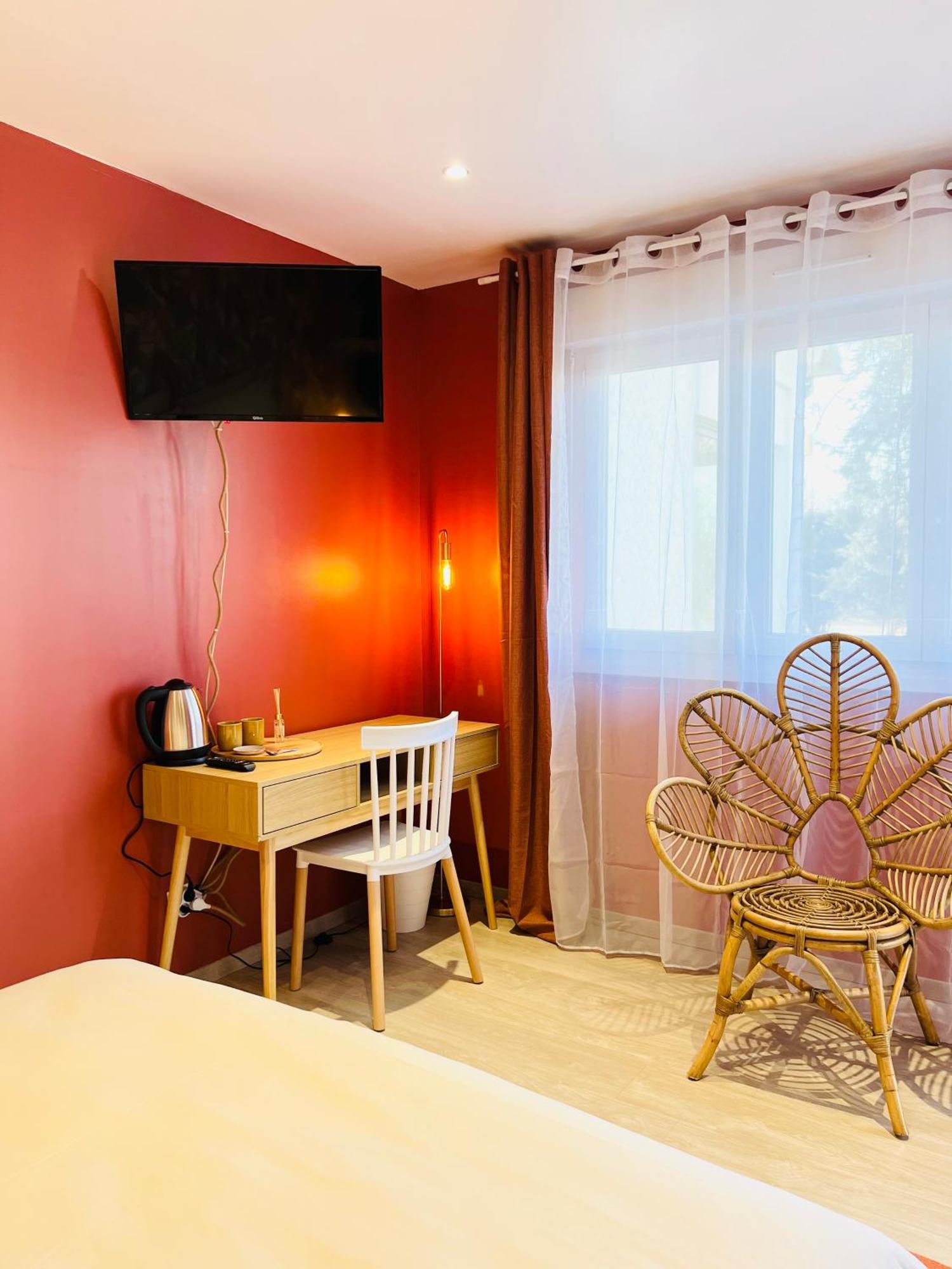 Motel Les Broussailles Mesves-sur-Loire Екстериор снимка