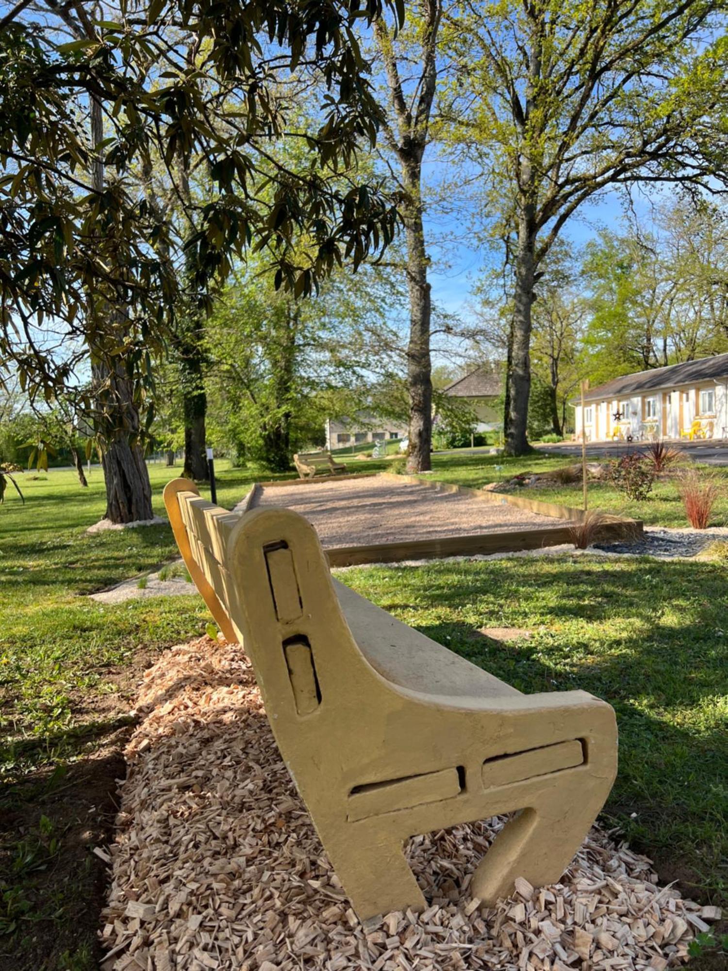 Motel Les Broussailles Mesves-sur-Loire Екстериор снимка