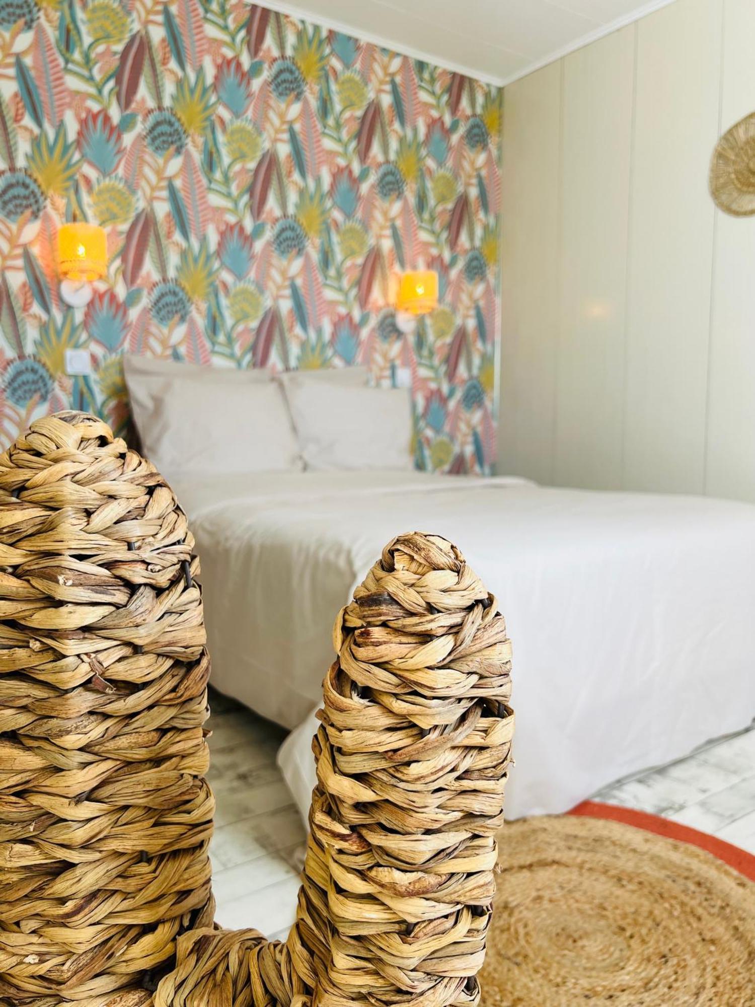Motel Les Broussailles Mesves-sur-Loire Екстериор снимка