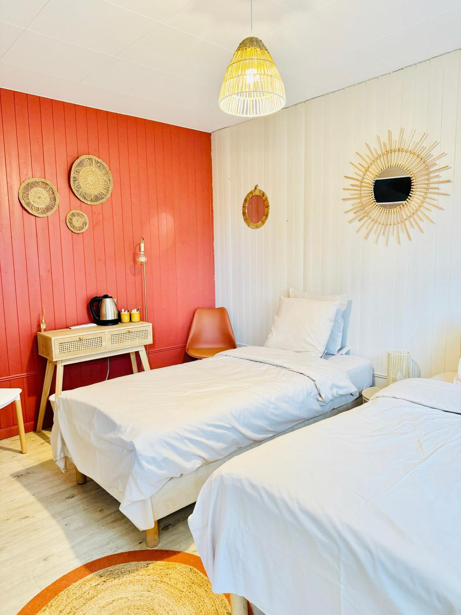 Motel Les Broussailles Mesves-sur-Loire Екстериор снимка